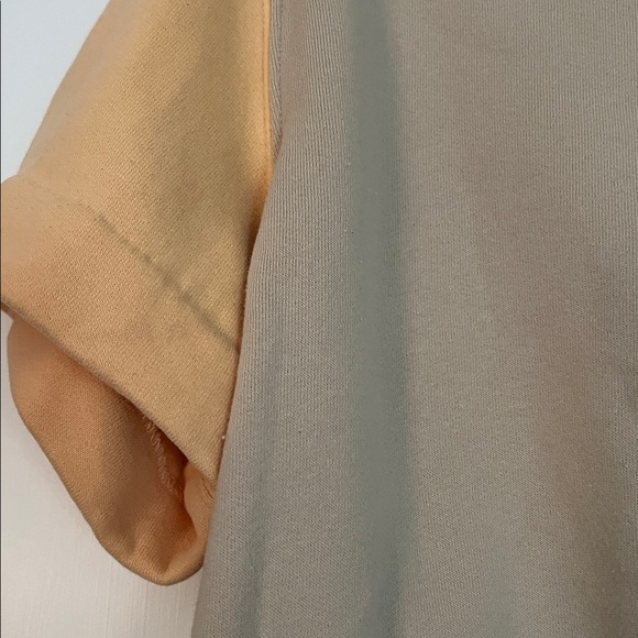 Abercrombie & Fitch Soft Collection Top - Picture 3 of 4